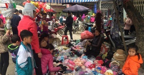 Thương mại dịch vụ: Quy mô lớn và sâu không bằng nhỏ mà rộng khắp