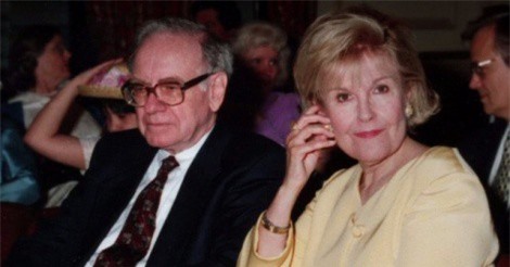 Warren Buffett: Quyết định quan trọng nhất cuộc đời tôi chính là lựa chọn đúng người để kết hôn