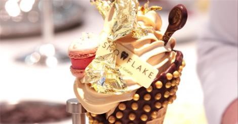 “Xót ruột” khi ăn cây kem ốc quế hơn 3 triệu đồng