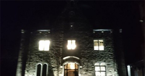 Bóng ma của tội phạm bị treo cổ lởn vởn trong nhà tù Anh