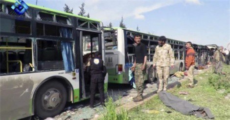 IS lũ lượt rút khỏi Trại tị nạn Yarmoul tới Đông Syria