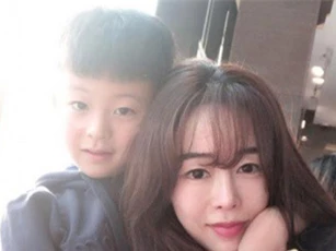 Mẹ Hàn Quốc tiết lộ bí quyết 43 tuổi vẫn trẻ trung như gái đôi mươi