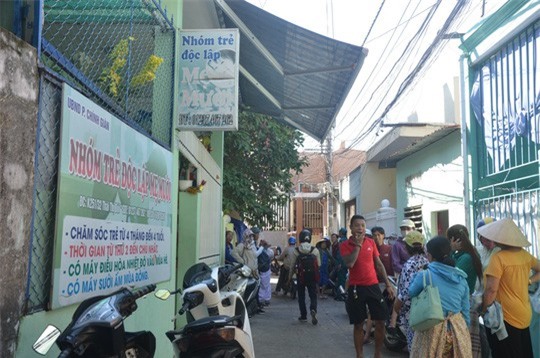 Clip: Phẫn nộ với cảnh bảo mẫu bạo hành trẻ em ở Đà Nẵng