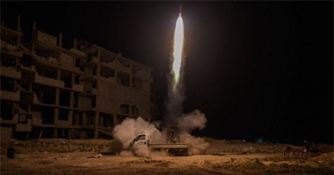 Quân đội Syria nã loạt tên lửa trả đũa phiến quân ở Aleppo