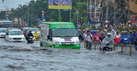 TP.HCM: Chống ngập “đứt khúc”, ngập vẫn hoàn ngập