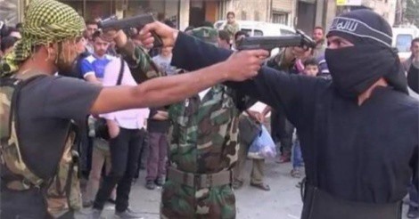 Phiến quân Syria sẵn sàng huyết chiến đẫm máu vì một phụ nữ   