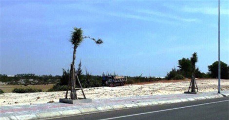 Phó Giám đốc Trung tâm Phát triển quỹ đất đòi... bắn công an