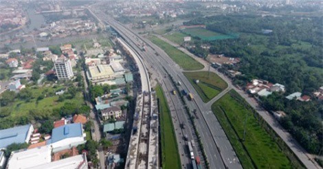 Savills Việt Nam: Giới đầu cơ đất nền dùng đòn bẩy tài chính quá đà