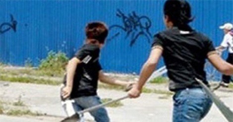 Hai thanh niên vác dao đánh nhau vì cùng yêu... cô giáo mầm non