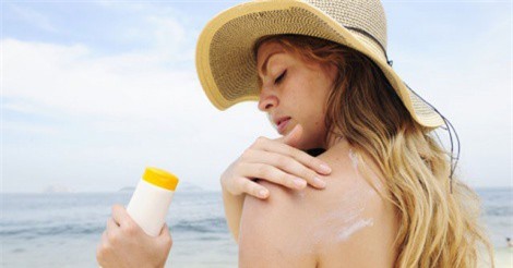 Làm thế nào để bảo vệ sức khỏe khi trời nắng nóng, nhiệt độ tăng cao?