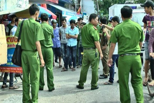 NHỮNG VỤ ÁN RÚNG ĐỘNG DƯ LUẬN TUẦN QUA: Cháu ruột chém chết bà nội vì bị đánh thức khi ngủ, người đàn ông dùng dao hạ sát vợ vì ghen