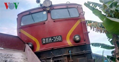 Khắc phục hậu quả vụ tai nạn đường sắt ở ga Núi Thành, Quảng Nam