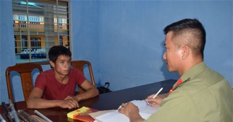 2 thanh niên lắp ráp súng bắn đạn hơi cồn để mua bán liên tỉnh