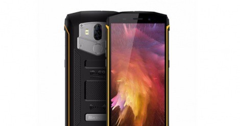 Smartphone màn hình Fullview, pin “khủng”, camera kép, chống nước giá hơn 3 triệu