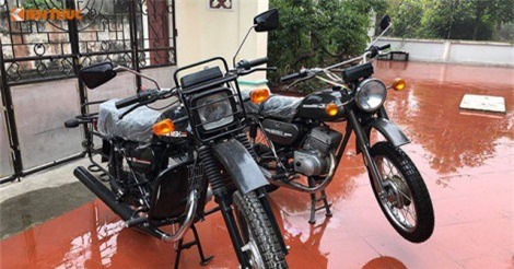 Xe máy Minsk "chở lợn" giá 100 triệu đồng tại Hà Nội