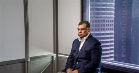 Airasia rơi vào khủng hoảng nghiêm trọng khi CEO Tony Fernandes bị điều tra về tội hối lộ
