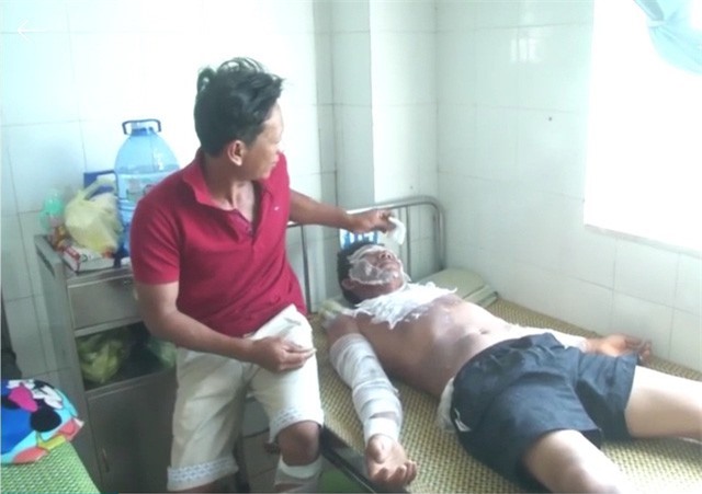 Tàu cá 6 tỷ đồng cháy rụi, 1 ngư dân bỏng nặng