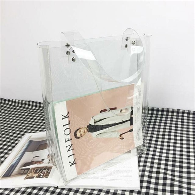 Tote Bag - mẫu túi xách nhất định phải có trong mùa Hè năm nay