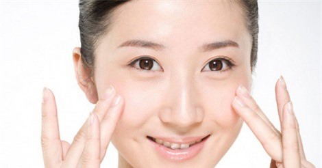 Cách kiểm soát lượng nhờn tiết trên da vào ngày Hè