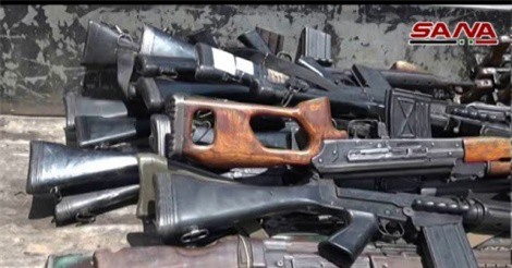 Clip: Quân đội Syria chiếm kho vũ khí khổng lồ của khủng bố ở Bắc Hama