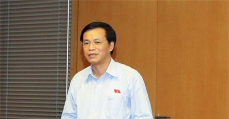 Đầu nhiệm kỳ nhìn cả tập hồ sơ thấy cán bộ đều nghèo quá