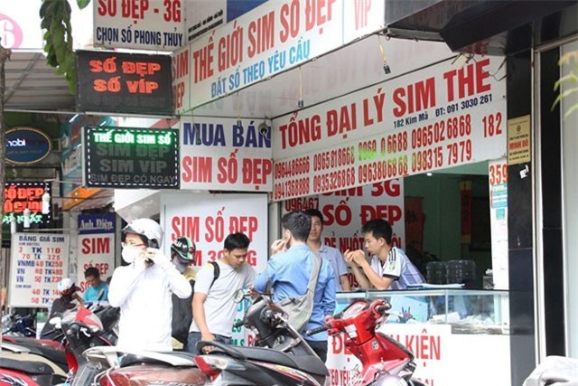 SIM 11 số tăng giá chóng mặt sau thông tin chuyển đổi