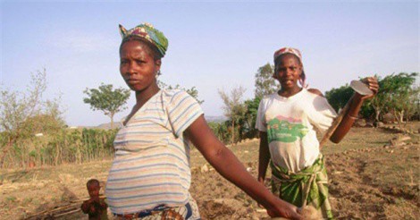 Những phong tục kỳ lạ trên thế giới dành cho phụ nữ