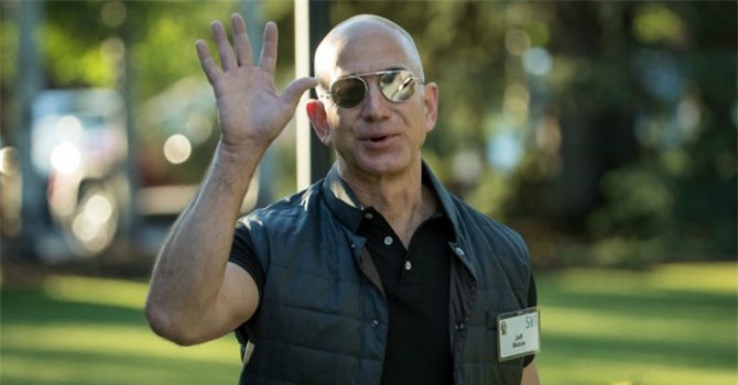 Vì sao Jeff Bezos không bao giờ hài lòng với thành công của Amazon?