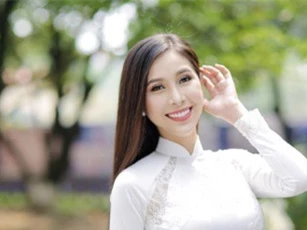 Áo dài lụa trắng pha ren, gợi ý mới cho nàng dâu mùa Hè