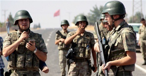 Lính Thổ Nhĩ Kỳ bị tố bắt giữ 3.000 dân thường ở Bắc Syria