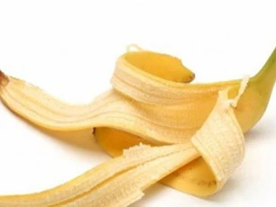 8 mẹo làm đẹp hữu ích với vỏ chuối không nhiều người biết