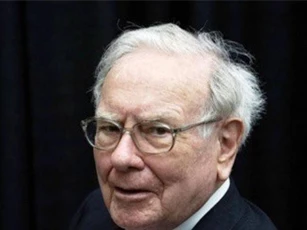 Bỏ 3,3 triệu USD để được ăn trưa cùng tỉ phú Warren Buffett