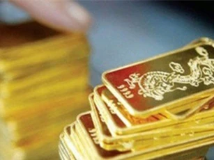GIÁ VÀNG NGÀY 5/6: USD tụt giảm, vàng chưa thoát đáy