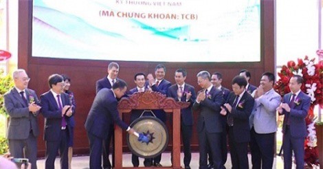 Hơn 1,16 tỷ cổ phiếu của Techcombank được niêm yết trên sàn chứng khoán