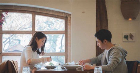 Chị đẹp mua cơm cho tôi sẽ có phần 2?