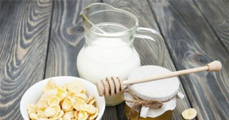 Tự chế hỗn hợp tẩy tế bào chết từ tự nhiên an toàn cho da dầu