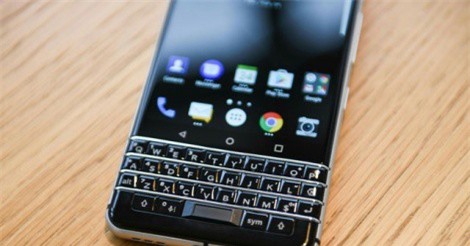 BlackBerry Key2 lộ cấu hình và giá bán trước "giờ G"