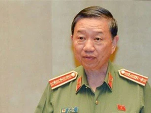Sẽ điều động 25.000 công an chính quy xuống xã