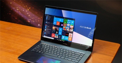 Cận cảnh laptop có touchpad là màn hình cảm ứng 5,5 inch