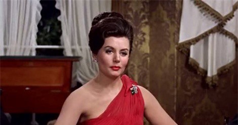 'Bond girl' đầu tiên trên màn ảnh qua đời ở tuổi 90