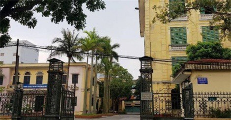 Dừng đề xuất xin cấp 300 triệu đồng mua... 300 bộ áo mưa