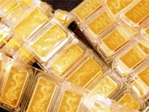 GIÁ VÀNG NGÀY 12/6: Trong nước tăng vọt, thế giới nằm đáy