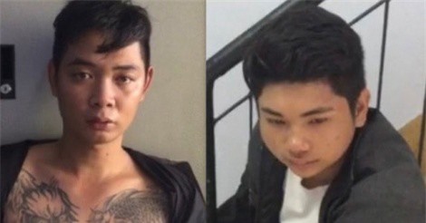 Tên cướp thủ 2 con dao nhằm chống trả khi bị vây bắt