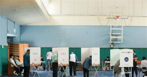 Bầu cử tại Hàn Quốc: Đảng Dân chủ cầm quyền chiếm ưu thế áp đảo