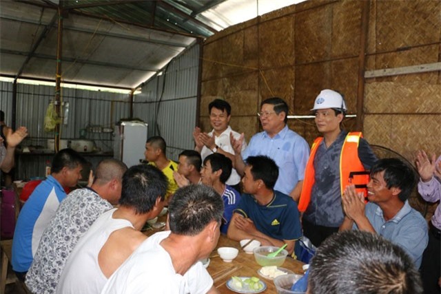 Đổi mới hoạt động công đoàn, hướng về người lao động