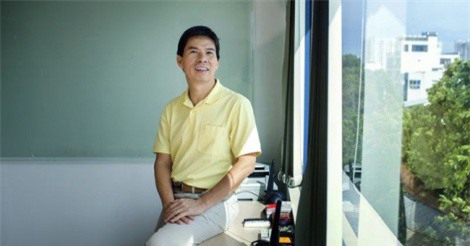 Hành trình từ con trai người bán hàng rong trở thành "đại gia bán lẻ" của ông chủ Thế giới Di động