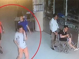 Nhiều đối tượng lạ mặt hùng hổ xông vào Bệnh viện Thể thao “đòi nợ”