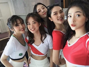 32 hot girl "Nóng cùng World Cup 2018" quyến rũ khoe sắc trước giờ ra mắt khán giả VTV