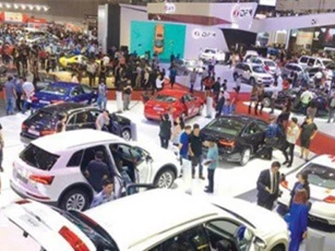 Giá nhích lên, dân khó có thể mua ô tô giá rẻ