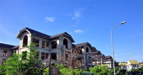 Cận cảnh 44 biệt thự triệu USD bỏ hoang nhiều năm cạnh Hồ Tây